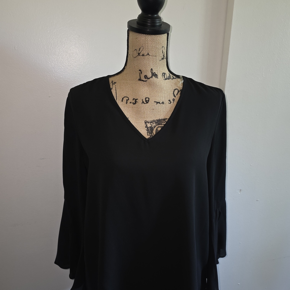 Versona Black V-Neck Tunic Top